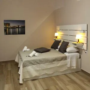 2* Bed and Breakfast Station Garibaldi