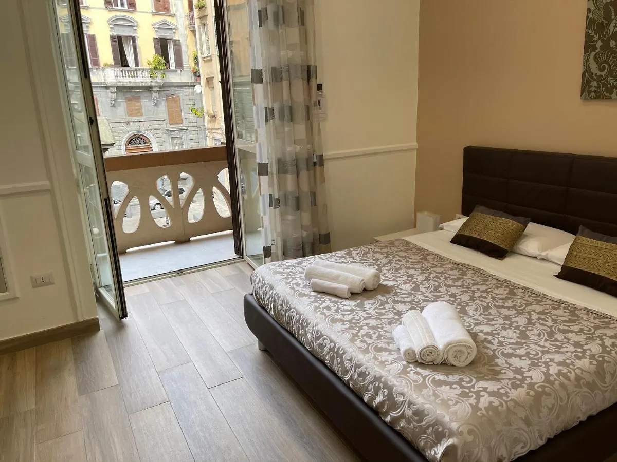 לינה וארוחת בוקר Sun Art Naples Rooms איטליה